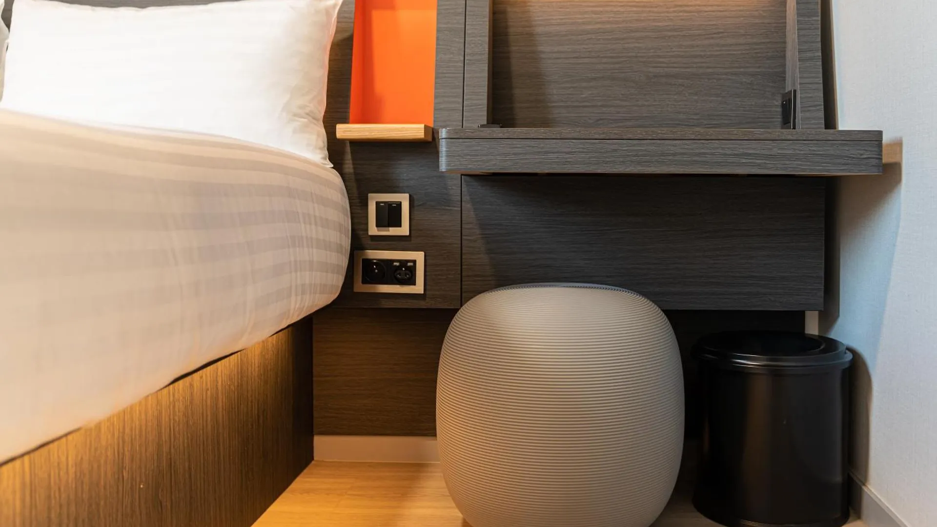 Easyhotel Paris Charles De Gaulle Villepinte Tremblay-en-France Hotel